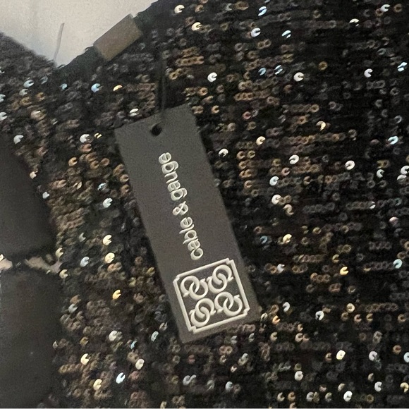 Cable & Gauge Ombré Sequin Top - NWT - Picture 4 of 6
